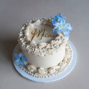 mum birthday cake perthshire